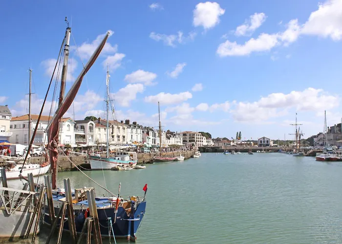 別荘 L'agapanthe By Interhome *