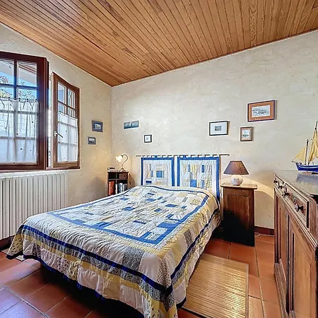 Vakantiehuis L'agapanthe By Interhome La Birochere