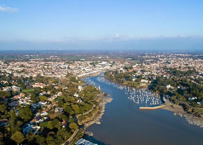 בית נופש L'agapanthe By Interhome פורניק